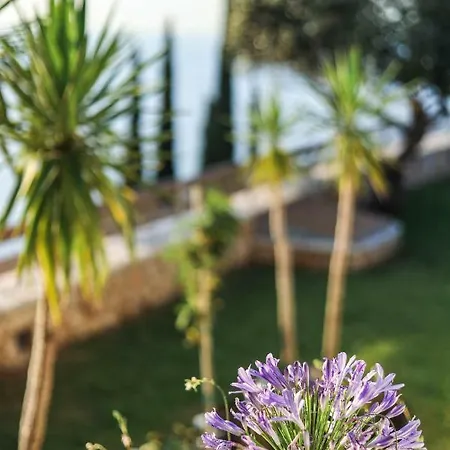 Villa Orama: Sea To Sky Villas *